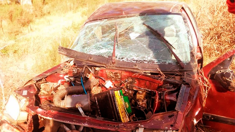 Una mujer perdió la vida tras el choque entre un auto y un camión en la ...