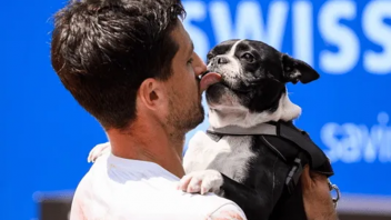 Video: el argentino Cachin festejó con su perro tras ganar su primer título ATP