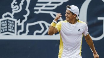 Tenis: el argentino Sebastián Báez gritó campeón tras vencer a un ex top ten
