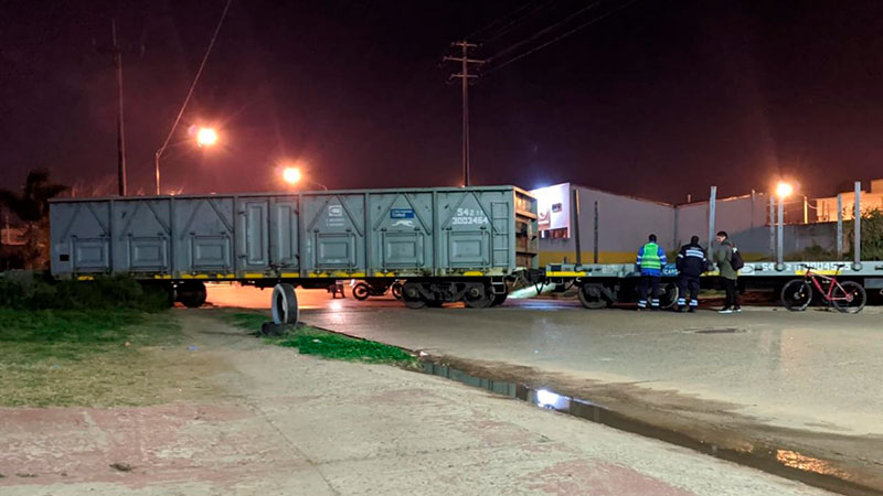 Formación ferroviaria bloqueó el tránsito en una avenida de Concordia ...