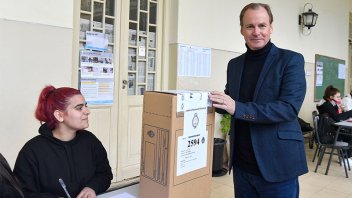 Bordet votó en Concordia y convocó a votar para “consolidar la democracia”
