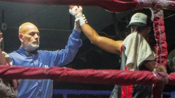 Boxeo: el paranaense Dimas Garateguy ganó por nocaut en Santa Fe