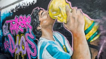 Villa Fiorito: se inauguró un imponente mural de Maradona en el 