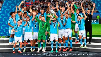 Manchester City se consagró campeón de la Supercopa de Europa en penales: los goles