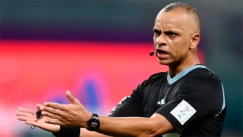 Libertadores: designaron al árbitro para el duelo entre Boca y Racing