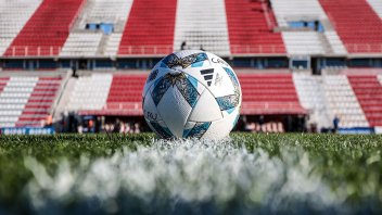 Con partidos en Santa Fe y La Plata, se cierra la fecha inaugural de la Liga