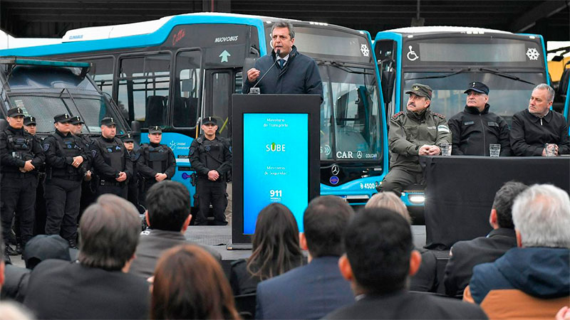 Massa se comprometió a profundizar la lucha contra el narcotráfico en Rosario