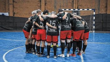 Futsal: Los jóvenes paranaenses quedaron a un paso de la final