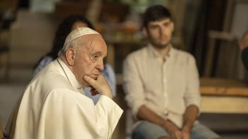 Papa Francisco alertó por el aumento del consumo de drogas entre los jóvenes