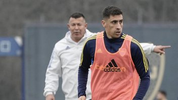 Almirón probó el equipo titular de Boca para jugar contra Racing por Libertadores