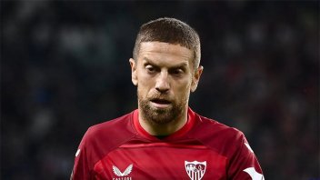 Alejandro Gómez negocia su salida libre del Sevilla