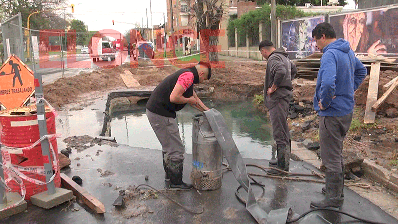 Reparan caño maestro y restringen suministro de agua en amplia zona de ...