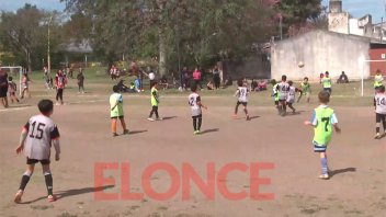Escuela “La pelota no se mancha” cumplió años y lo celebró con torneo fútbol