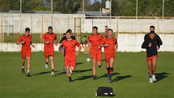 Patronato volvió a entrenarse luego del empate contra Nueva Chicago