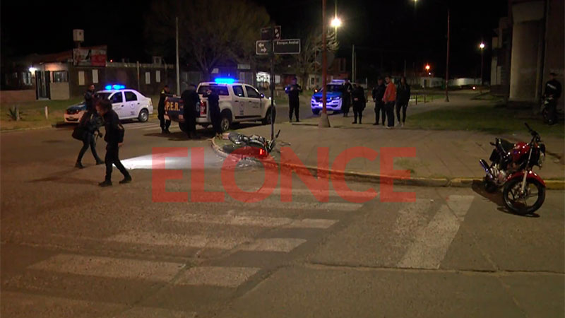 Chocaron Dos Motos De Frente En Esquina De Paraná Una Tenía Pedido De Secuestro Policiales 8733