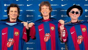 Barcelona jugará el clásico contra el Real Madrid con el logo de Los Stones en su camiseta