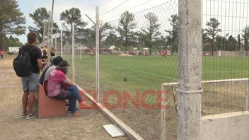 Patronato - Chacarita: familias apoyan el sueño de sus hijos, jugar en Primera