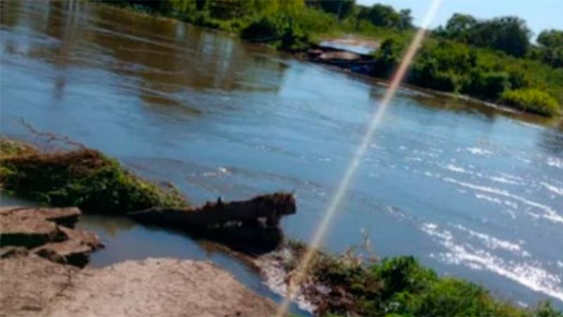 Se Derrumbó Un Puente Por La Crecida El Río Paraná