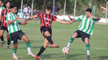 Patronato goleó a Ministerio y es puntero en la Copa de la Liga Paranaense