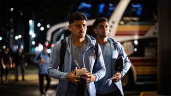 El rival de la Selección llegó al país: Uruguay desembarcó en Argentina