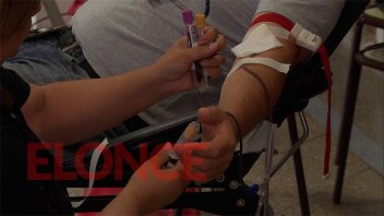 Solicitan dadores de sangre para joven padre que batalla contra la leucemia