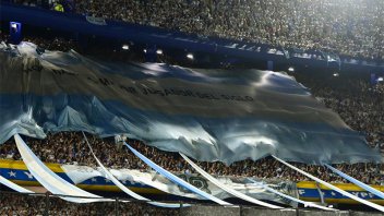 Clausuraron La Bombonera por exceso de público en el partido de Argentina
