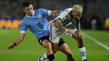 El futbolista uruguayo Manuel Ugarte se arrepintió del gesto a Rodrigo De Paul