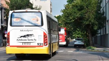 Los colectivos también suspenden el servicio nocturno en la ciudad de Santa Fe
