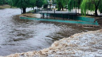 Impresionante creciente de los ríos tras fuertes lluvias en Córdoba