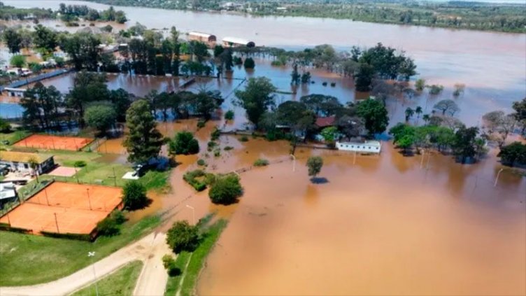 Inundaciones en Concordia: “Las familias salen de sus casas en canoas”