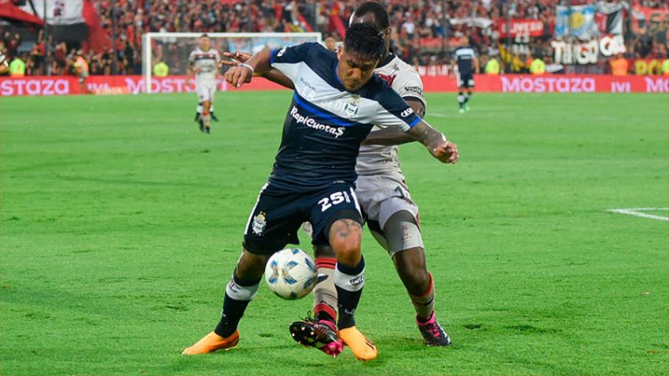 Colón perdió el desempate con Gimnasia y descendió a la Primera Nacional: el gol del 1 a 0