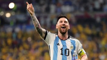 Messi: se subastaron las seis camisetas que usó en el Mundial Qatar 2022