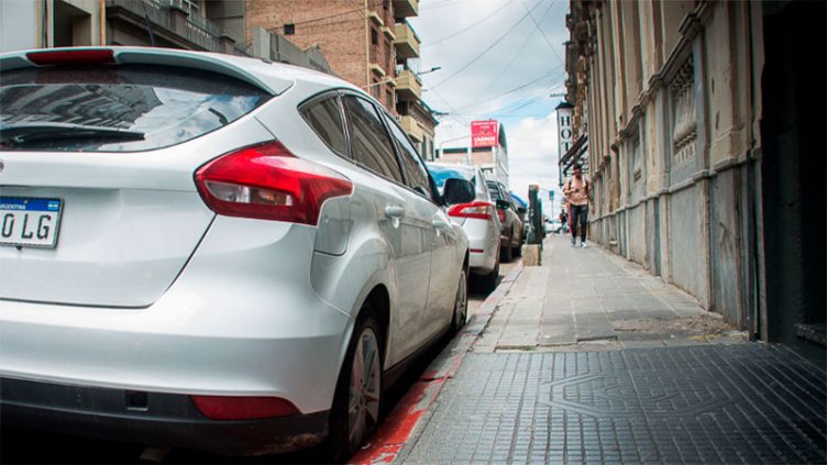 Estacionamiento tarifado en Paraná: listado de calles y el costo de la hora