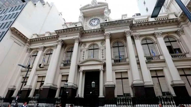 Banco Central dispuso nueva baja de la tasa de referencia: será de 40% anual