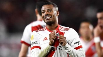 River confirmó la venta del uruguayo Nicolás De la Cruz al Flamengo de Brasil