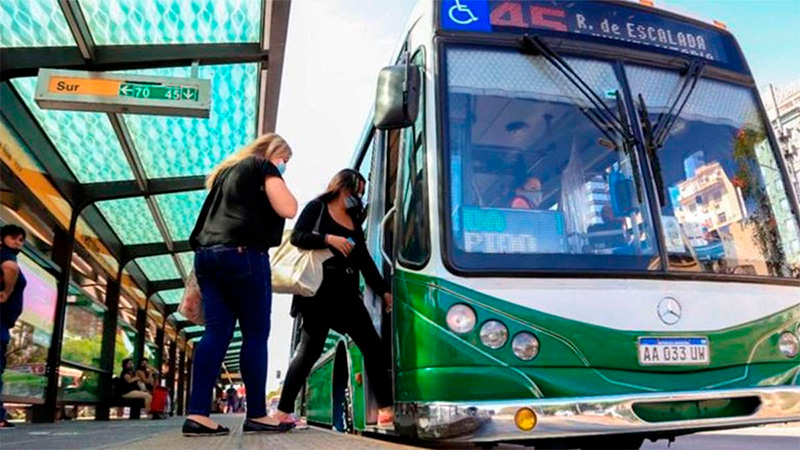 Reducen en un 50 por ciento las frecuencias de colectivos en el AMBA ...
