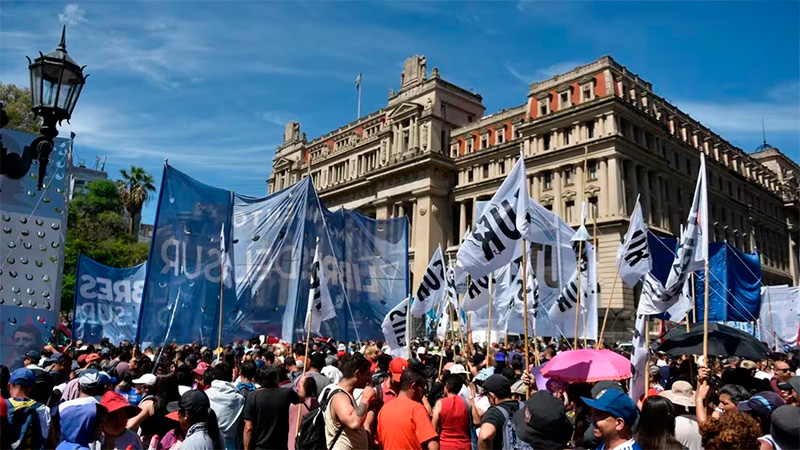Marcha de la CGT contra el DNU: “No somos la casta, somos los ...