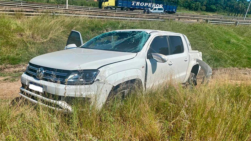 Conductor conducía alcoholizado y chocó su auto contra una camioneta ...