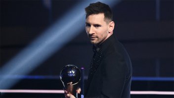 Messi va por un nuevo premio The Best en competencia con Haaland y Mbappé