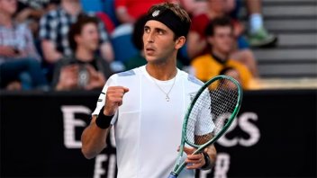 Tomás Etcheverry enfrenta a Novak Djokovic en el Abierto de Australia: hora y cómo verlo