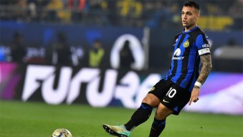 Con Lautaro Martínez, Inter goleó y jugará la final de la Supercopa de Italia: goles del 3-0