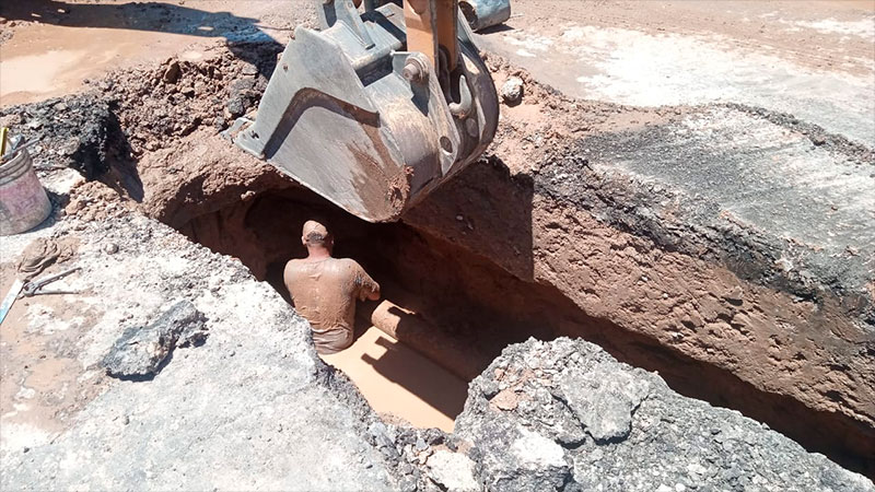 Restringen el suministro de agua en la zona este por reparación de ...