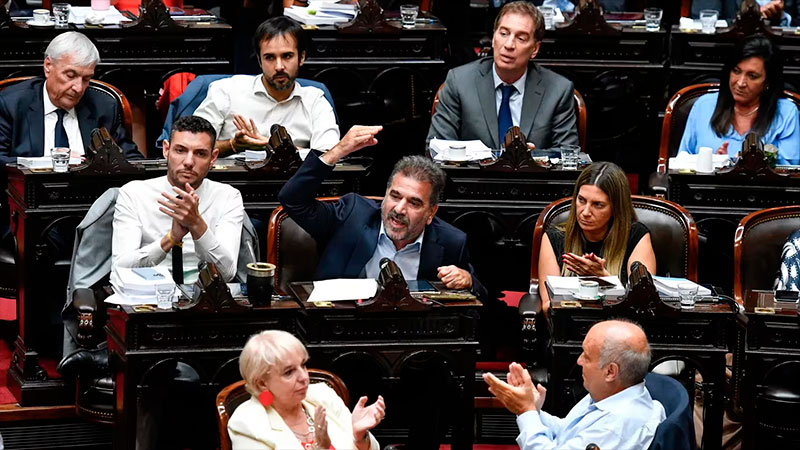 UCR: que Milei deje de “incitar a la violencia contra el que piensa ...
