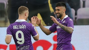 Fiorentina goleó en Italia con festejos argentinos: los goles del 5-1