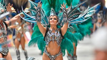Más de 22mil espectadores disfrutaron de anteúltima noche del Carnaval del País