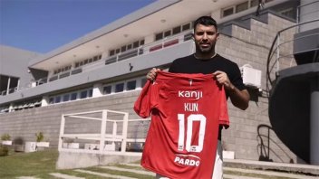 Kun Agüero volverá a jugar en Independiente como invitado en la 