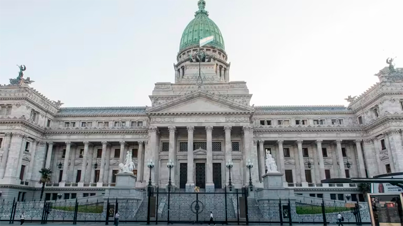 Diputados tratará revertir los vetos de Milei a la financiación de universidades y el Garrahan