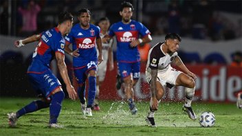 Tigre cayó ante Lanús en Victoria: goles del 3-2