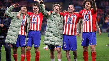 El Atlético Madrid de Simeone se clasificó a cuartos de Champions League: goles del 2-1
