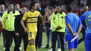 El gesto de Cavani y la aclaración de Martínez tras los insultos que recibió Boca